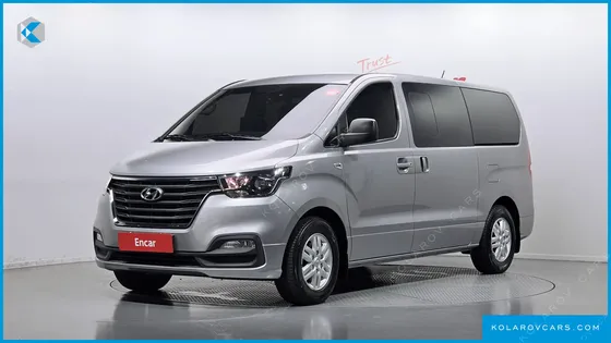 HYUNDAI STAREX VAN 5-SEATER