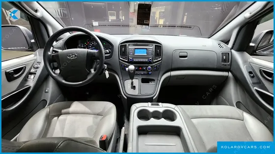 HYUNDAI STAREX WAGON 12-SEATER