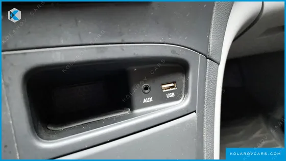 HYUNDAI STAREX WAGON 12-SEATER