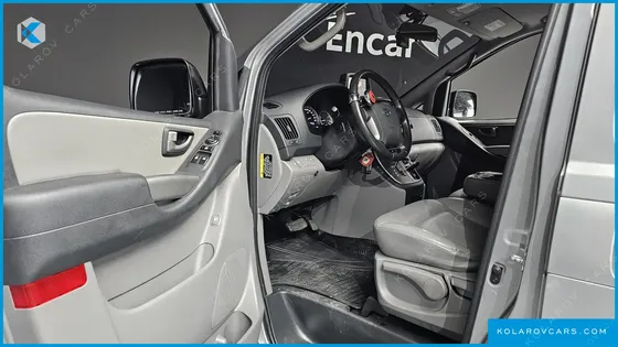 HYUNDAI STAREX CAMPING CAR