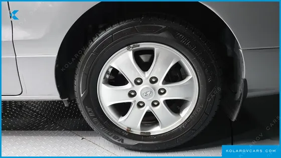 HYUNDAI STAREX WAGON 11-SEATER