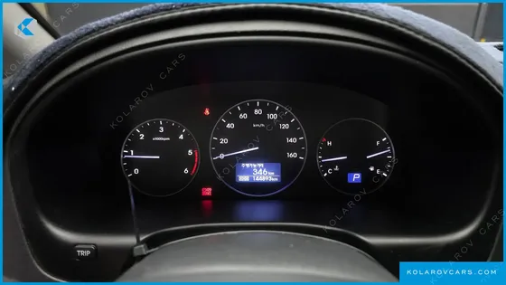 HYUNDAI STAREX WAGON 11-SEATER