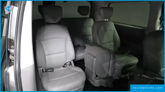 HYUNDAI STAREX WAGON 11-SEATER