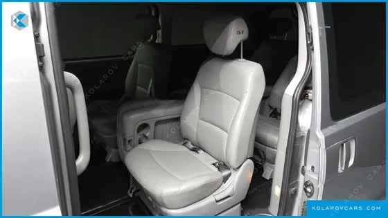 HYUNDAI STAREX WAGON 11-SEATER