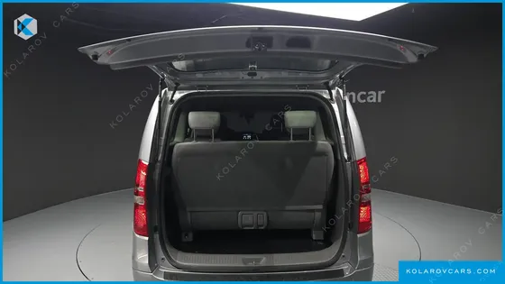 HYUNDAI STAREX WAGON 11-SEATER