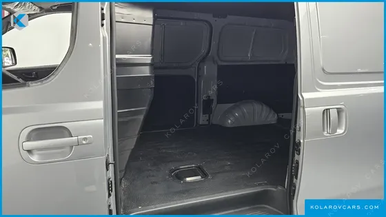 HYUNDAI STAREX VAN 3-SEATER