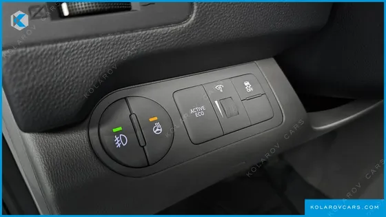 HYUNDAI STAREX VAN 3-SEATER