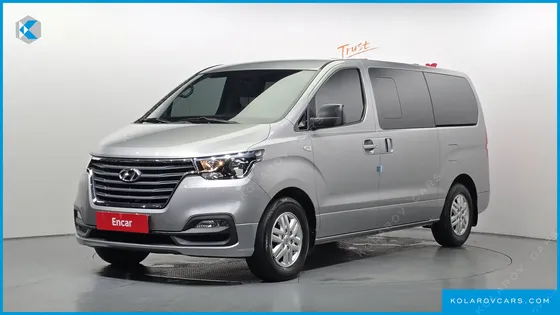 HYUNDAI STAREX VAN 5-SEATER