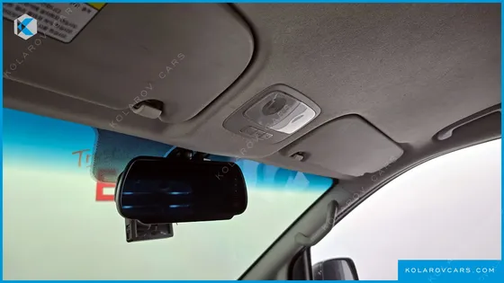 HYUNDAI STAREX VAN 3-SEATER