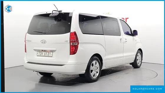 HYUNDAI STAREX WAGON 12-SEATER