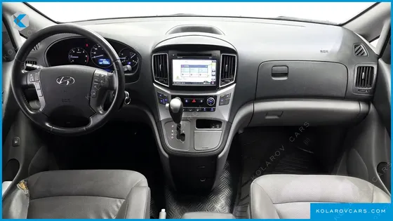 HYUNDAI STAREX WAGON 11-SEATER