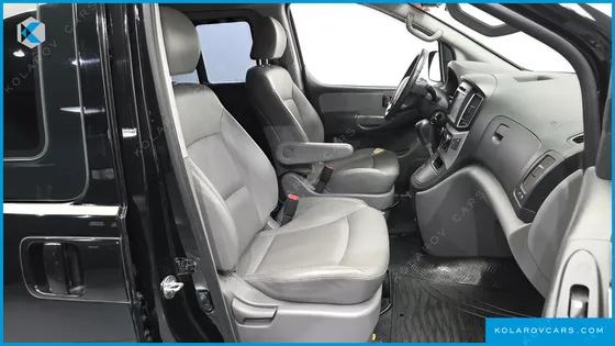 HYUNDAI STAREX WAGON 11-SEATER