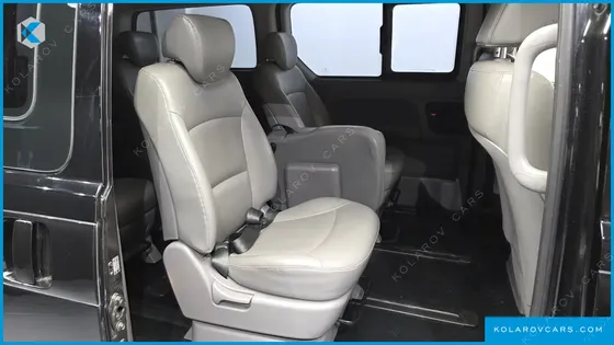 HYUNDAI STAREX WAGON 11-SEATER