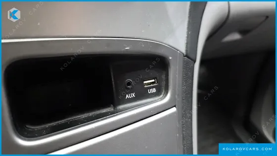 HYUNDAI STAREX WAGON 11-SEATER