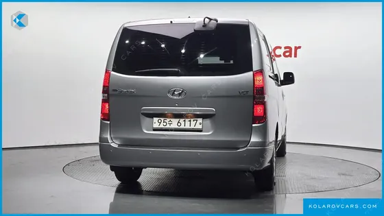 HYUNDAI STAREX VAN 5-SEATER