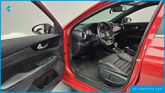 KIA K3 1.6 TURBO GT 5DOOR