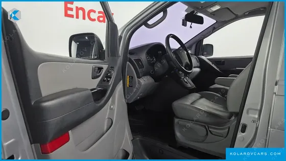 HYUNDAI STAREX WAGON 11-SEATER