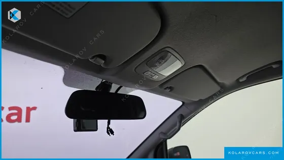 HYUNDAI STAREX WAGON 11-SEATER