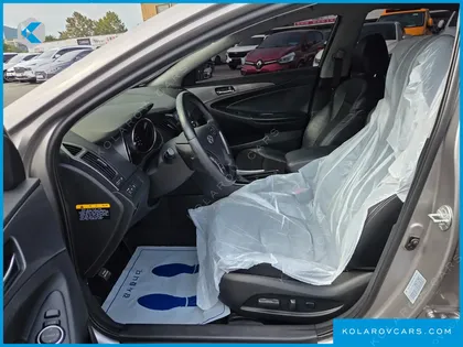 HYUNDAI SONATA 2.0