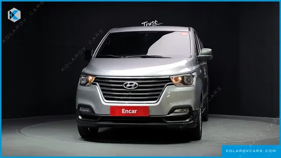 HYUNDAI STAREX VAN 3-SEATER