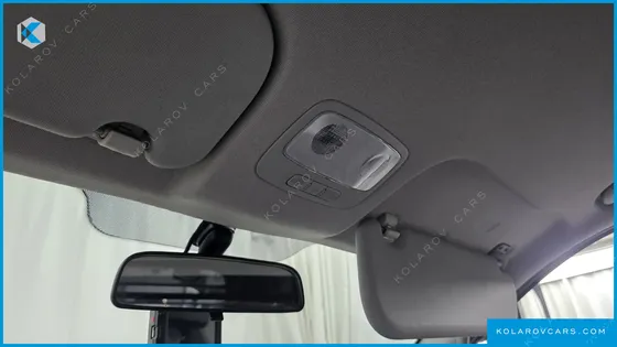 HYUNDAI STAREX VAN 3-SEATER