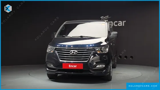 HYUNDAI STAREX VAN 5-SEATER