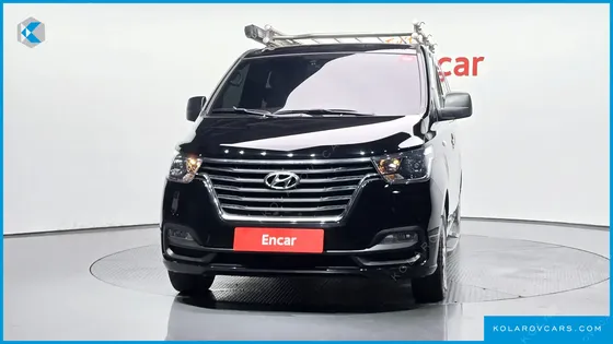 HYUNDAI STAREX VAN 5-SEATER