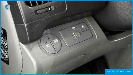 HYUNDAI STAREX VAN 3-SEATER
