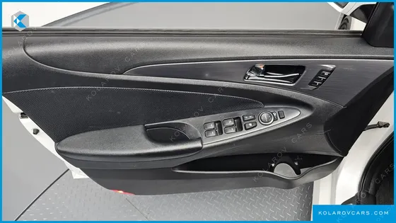 HYUNDAI SONATA 2.0