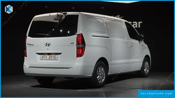 HYUNDAI STAREX VAN 3-SEATER