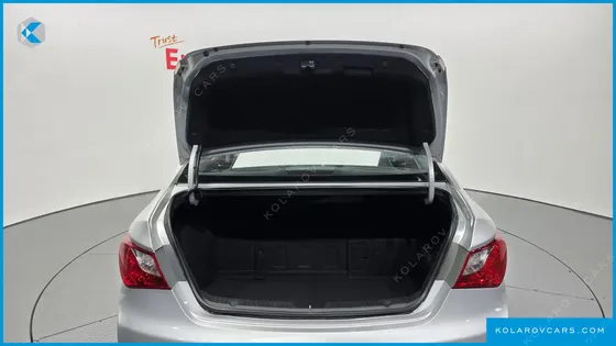 HYUNDAI SONATA 2.0