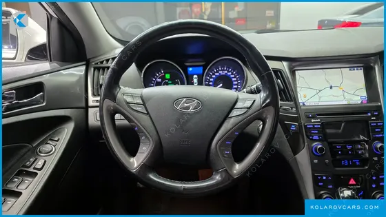 HYUNDAI SONATA 2.0