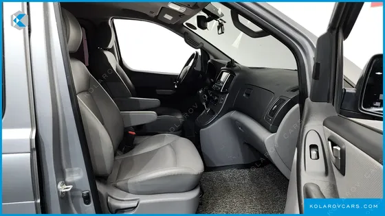 HYUNDAI STAREX CAMPING CAR