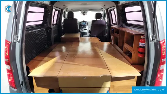 HYUNDAI STAREX CAMPING CAR
