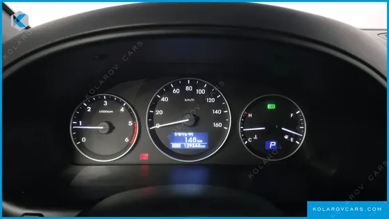 HYUNDAI STAREX WAGON 11-SEATER