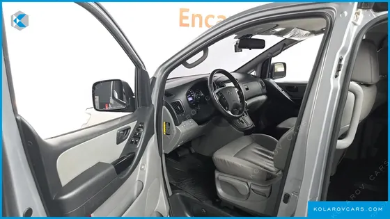HYUNDAI STAREX WAGON 11-SEATER