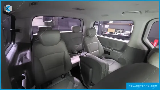 HYUNDAI STAREX WAGON 11-SEATER