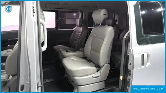 HYUNDAI STAREX WAGON 11-SEATER