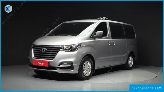 HYUNDAI STAREX VAN 3-SEATER