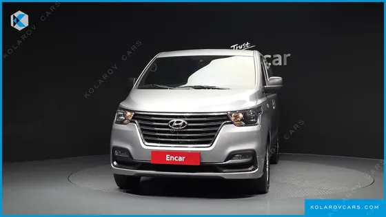 HYUNDAI STAREX VAN 3-SEATER