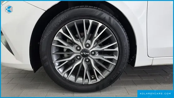 KIA K3 1.6