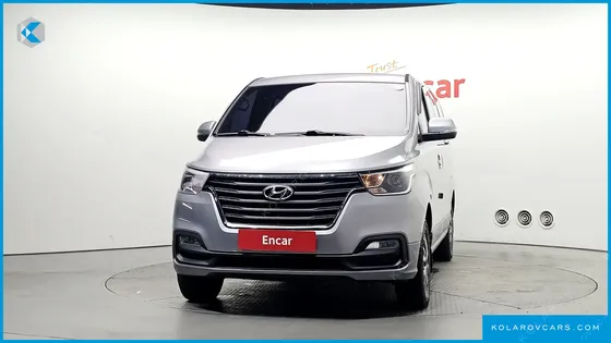 HYUNDAI STAREX 4WD URBAN 9-SEATER