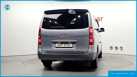 HYUNDAI STAREX 4WD URBAN 9-SEATER