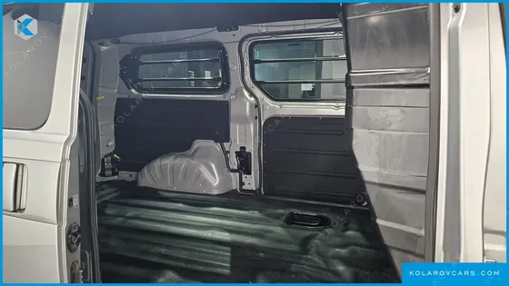 HYUNDAI STAREX VAN 3-SEATER