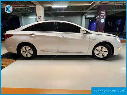 HYUNDAI SONATA 2.0
