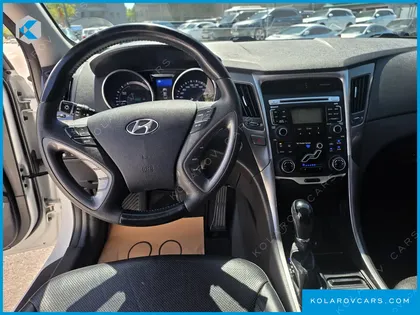 HYUNDAI SONATA 2.0