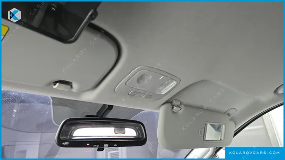 HYUNDAI STAREX VAN 3-SEATER