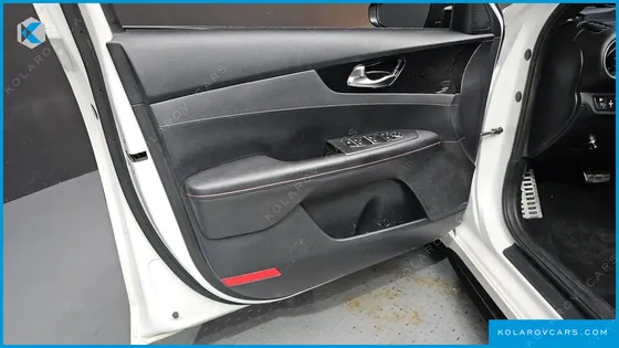 KIA K3 1.6 TURBO GT 5DOOR