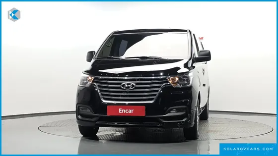 HYUNDAI STAREX VAN 5-SEATER