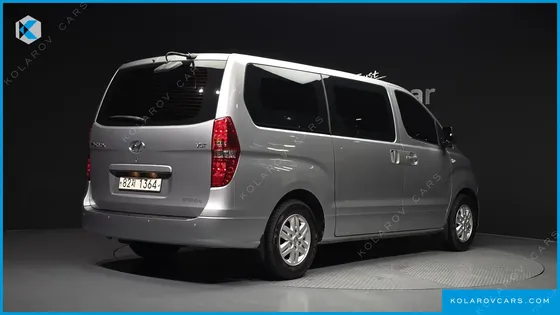HYUNDAI STAREX VAN 3-SEATER